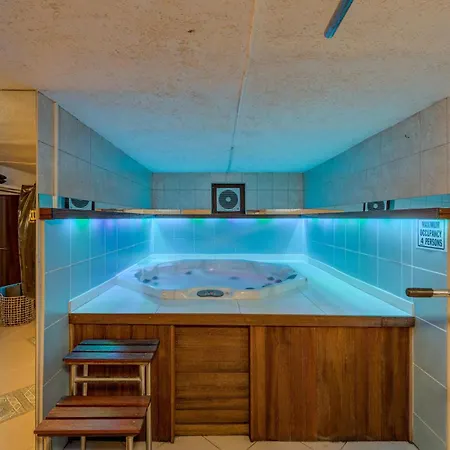 Awesome In With Sauna * 스플리트