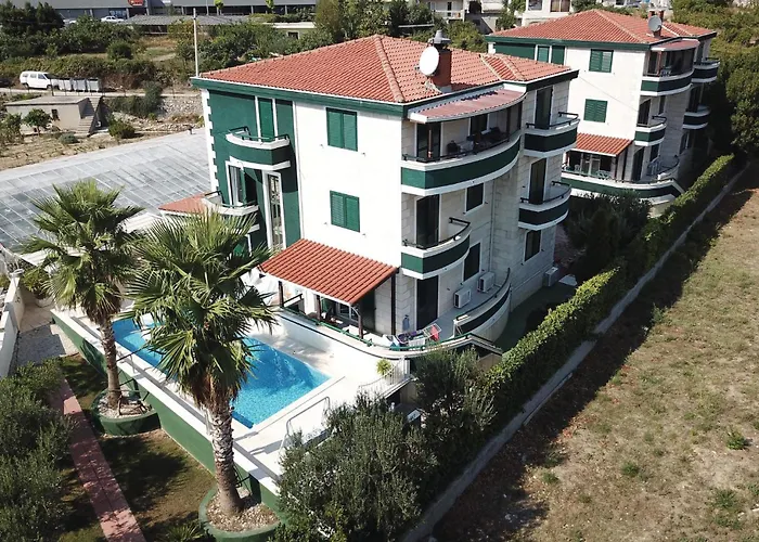 Awesome In With Sauna *