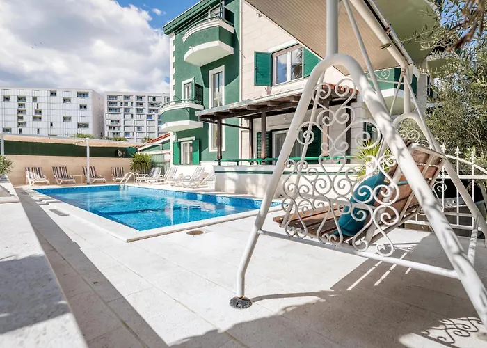 Сasa de vacaciones Awesome In With Sauna Split