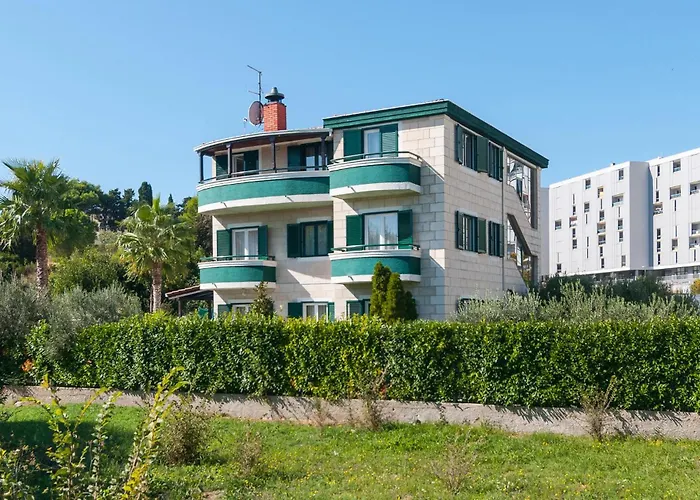 Awesome In With Sauna Сasa de vacaciones Split