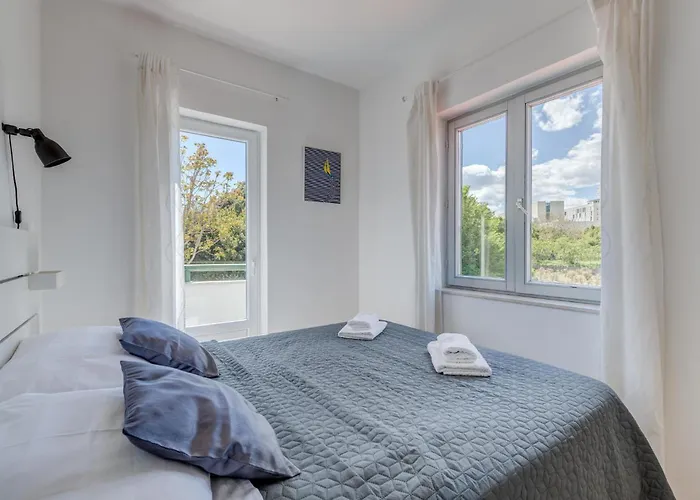 Awesome In With Sauna Split