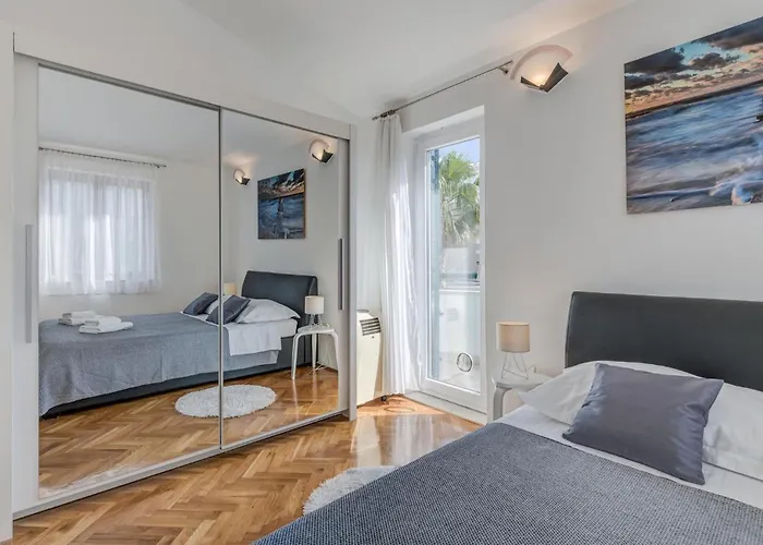 Awesome In With Sauna Сasa de vacaciones *