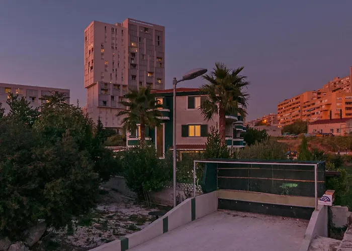 Сasa de vacaciones Awesome In With Sauna Split