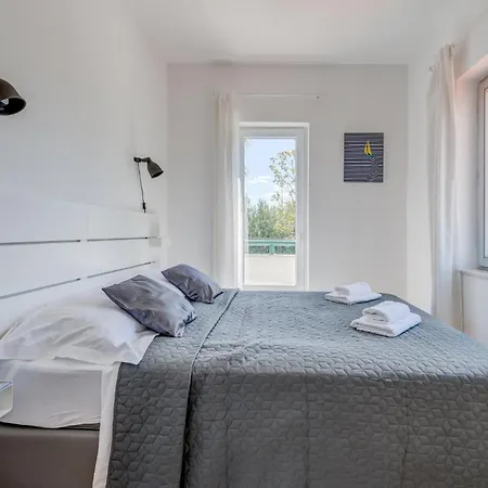 Awesome In With Sauna בית נופש