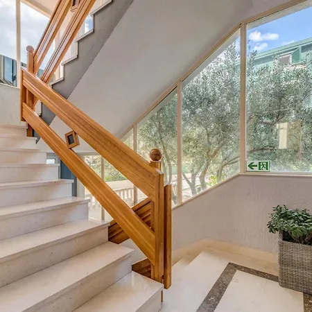 בית נופש Awesome In With Sauna *